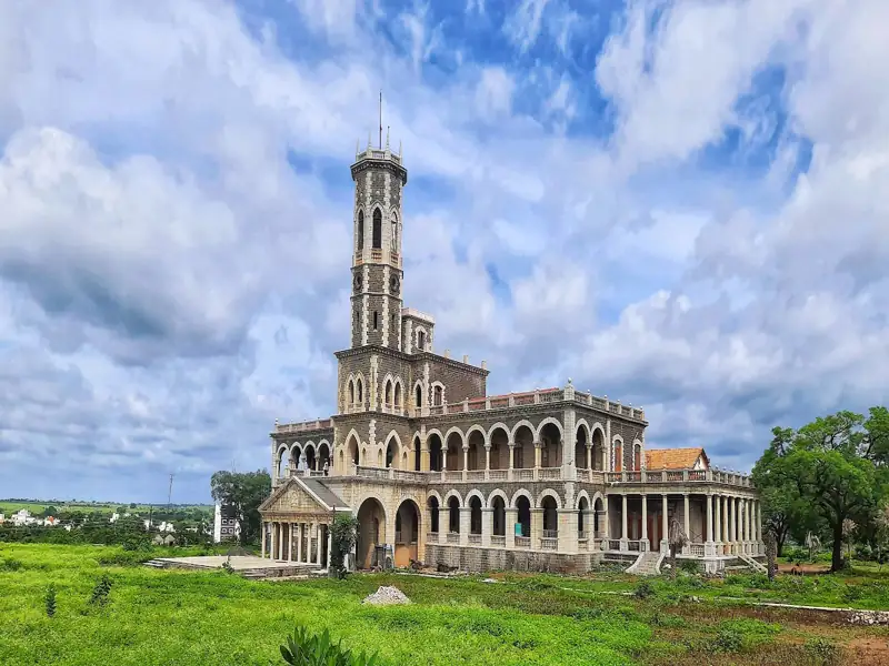 Navi Mumbai to Akkalkot Cab